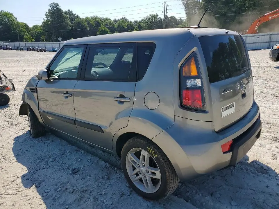 2011 KIA SOUL +  