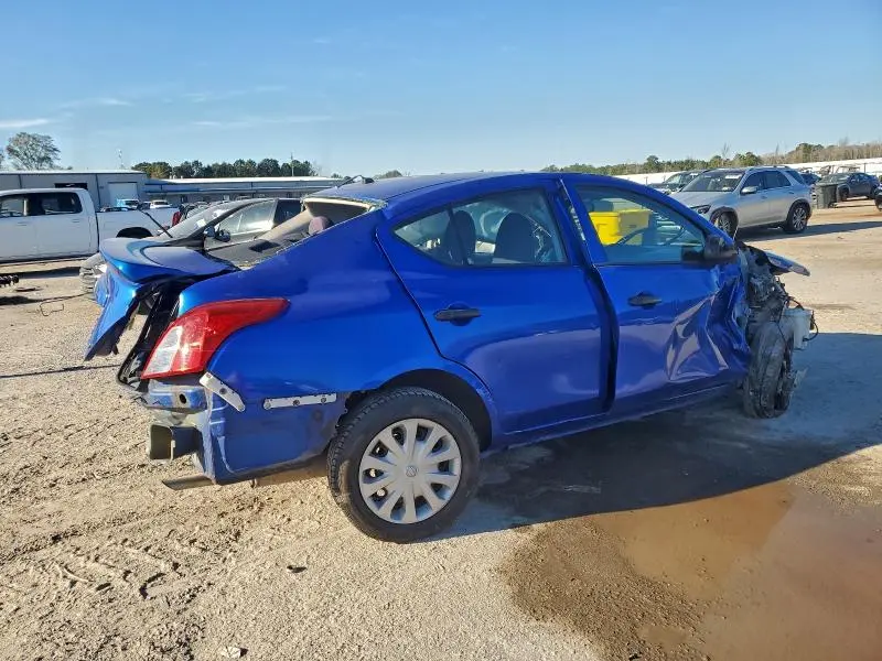 2015 NISSAN VERSA S  