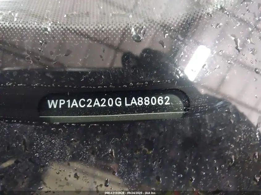 2016 PORSCHE CAYENNE TURBO/TURBO S