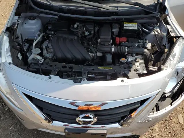 2019 NISSAN VERSA S  