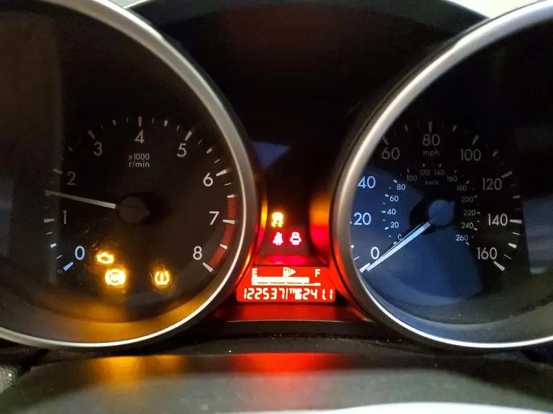 2010 MAZDA 3 I  