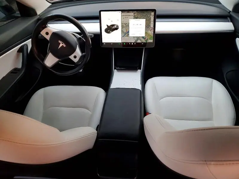 2018 TESLA MODEL 3   