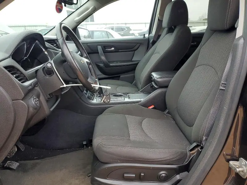 2015 CHEVROLET TRAVERSE LT  