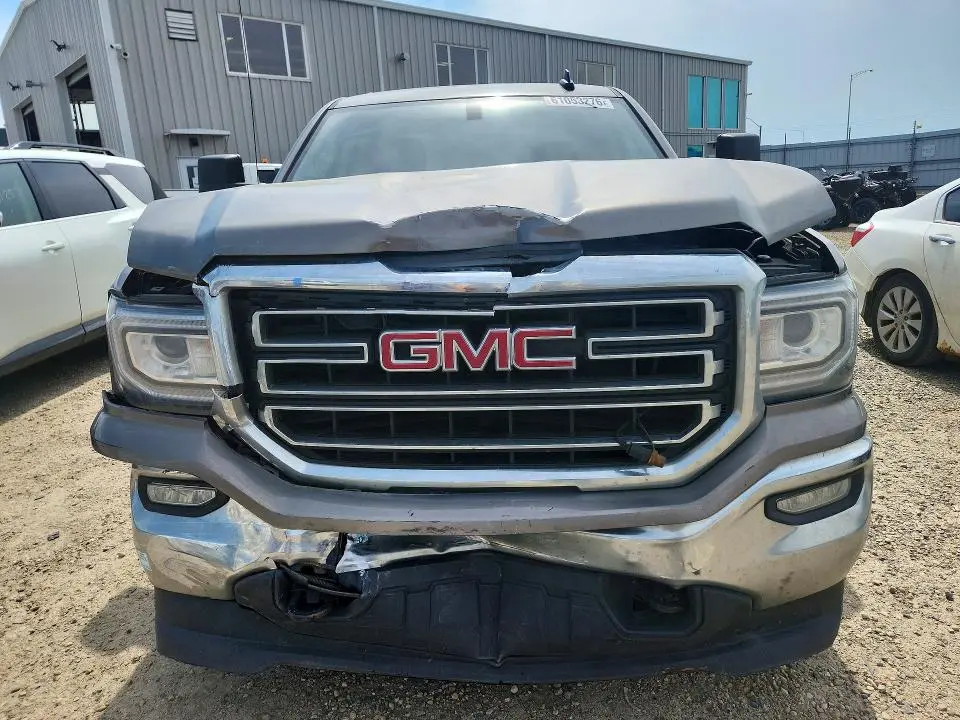 2017 GMC SIERRA K1500 SLE  