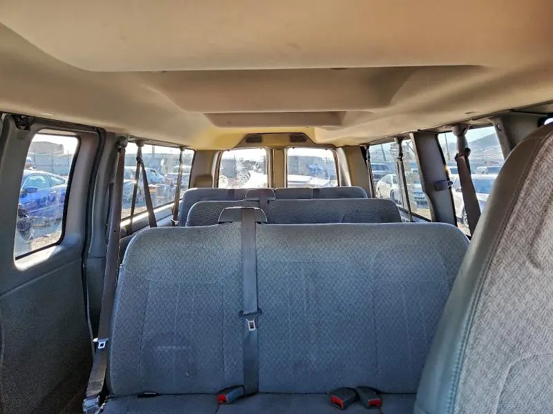 2017 CHEVROLET EXPRESS G3500 LT  