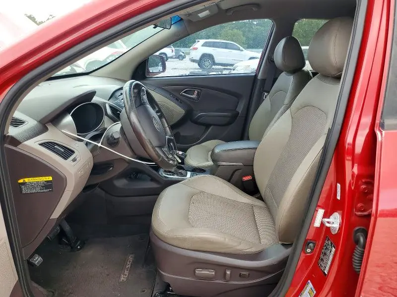 2015 HYUNDAI TUCSON SE  