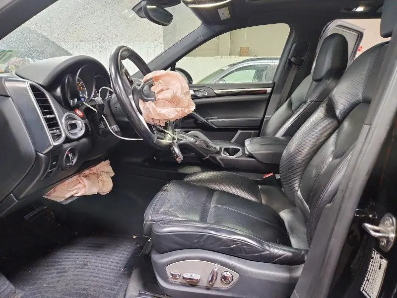 2018 PORSCHE CAYENNE   