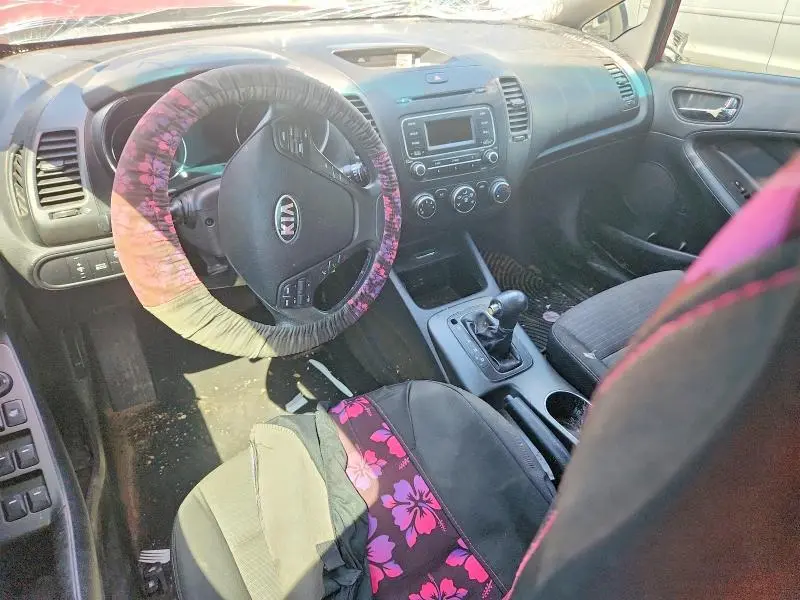 2015 KIA FORTE LX  