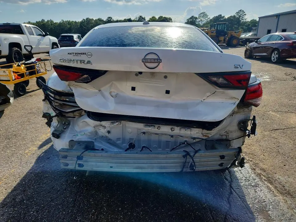 2024 NISSAN SENTRA SV  