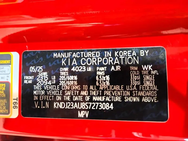 2025 KIA SOUL LX  