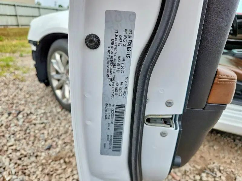 2018 CHRYSLER 300 LIMITED  
