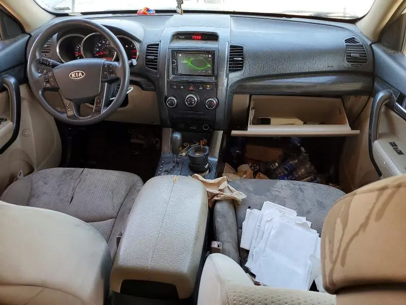 2012 KIA SORENTO LX  