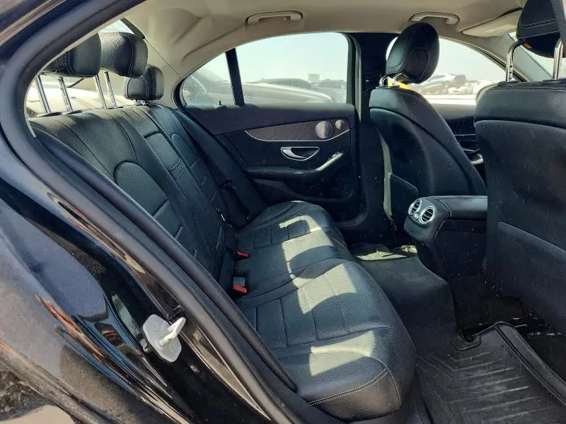 2016 MERCEDES-BENZ C   