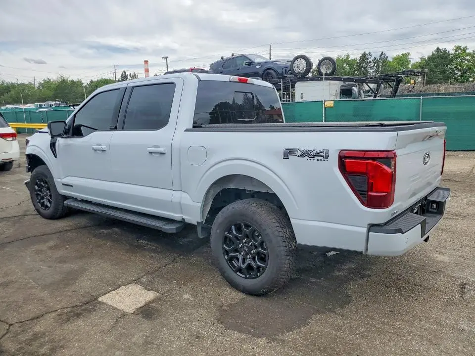 2025 FORD F150 XLT  
