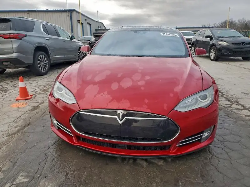2015 TESLA MODEL S   