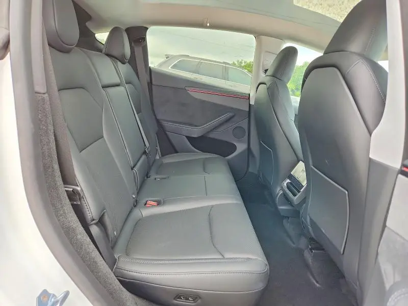 2026 TESLA MODEL Y   