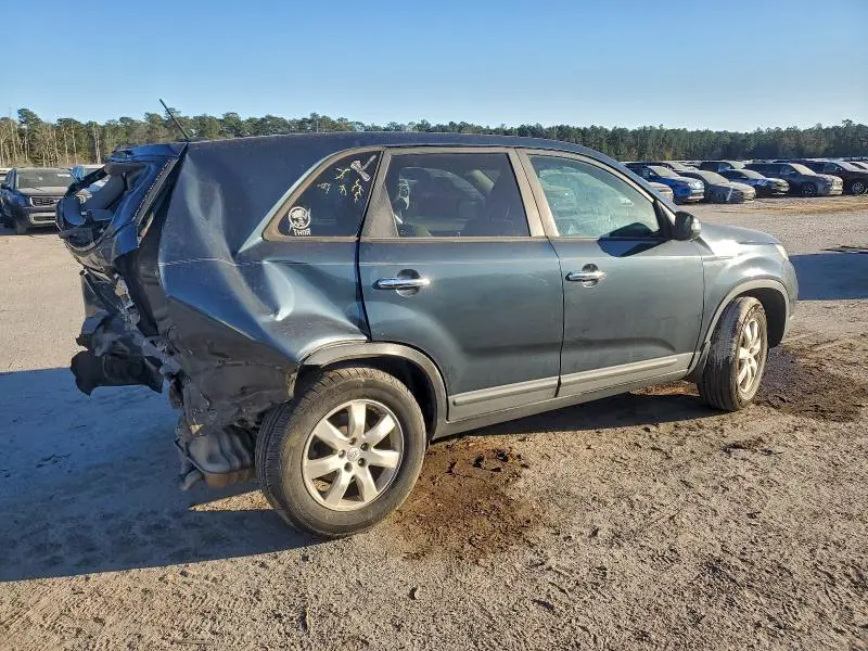 2011 KIA SORENTO BASE  