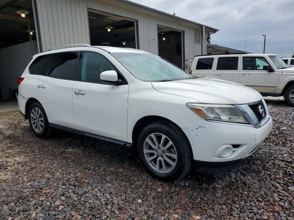 2016 NISSAN PATHFINDER S  