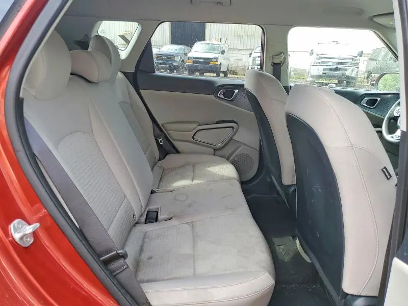 2021 KIA SOUL S  