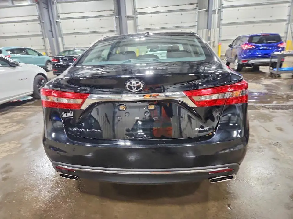 2016 TOYOTA AVALON XLE  