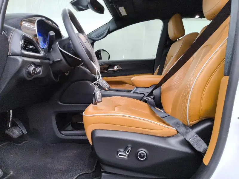 2023 CHRYSLER PACIFICA HYBRID PINNACLE  