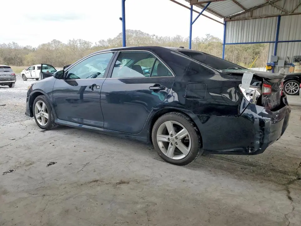 2012 TOYOTA CAMRY SE  