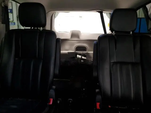 2016 CHRYSLER TOWN & COUNTRY TOURING  