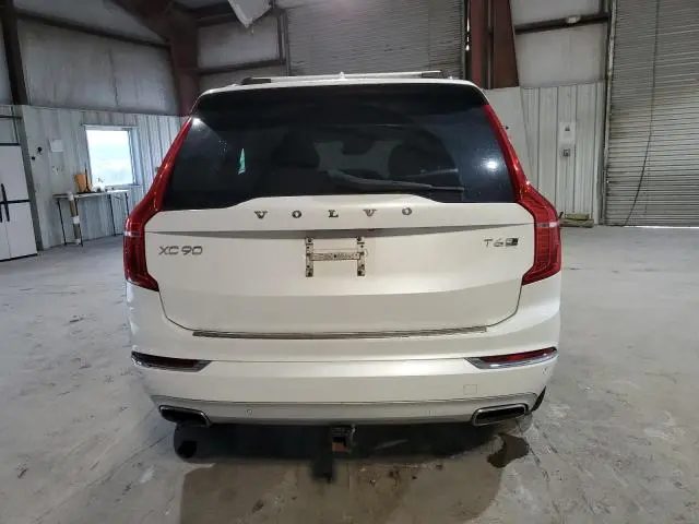 2018 VOLVO XC90 T6