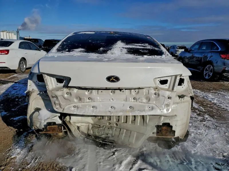 2015 KIA CADENZA PREMIUM  