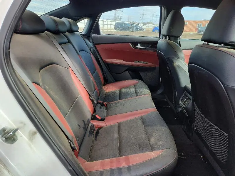 2019 KIA FORTE EX  
