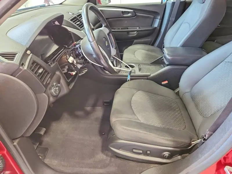 2012 CHEVROLET TRAVERSE LT  