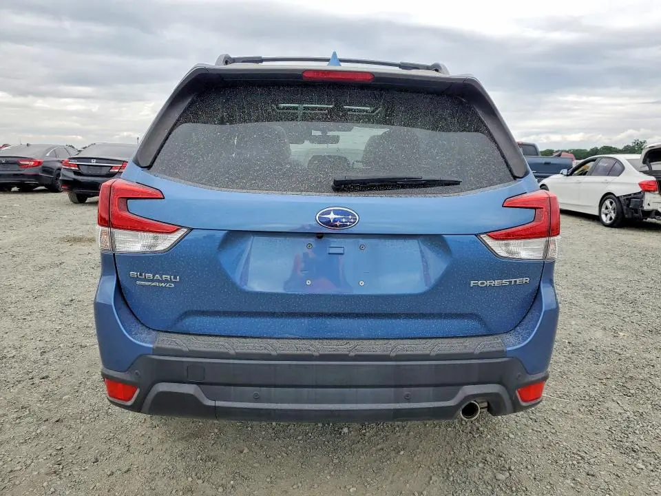 2022 SUBARU FORESTER LIMITED  