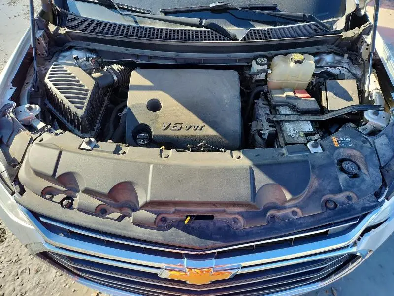 2019 CHEVROLET TRAVERSE LT  