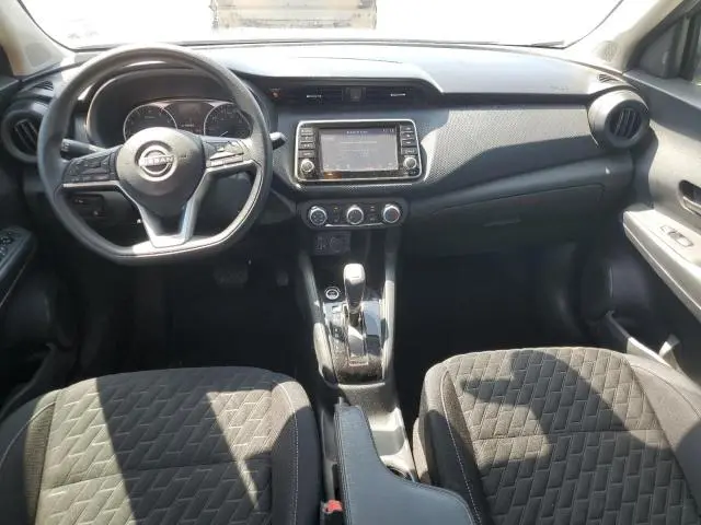 2022 NISSAN KICKS S  