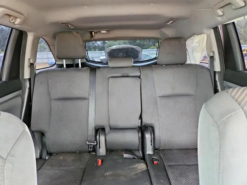 2018 TOYOTA HIGHLANDER LE  