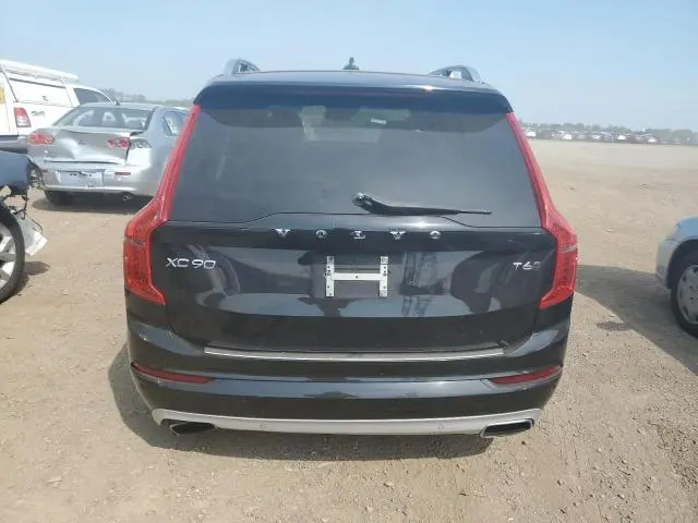 2017 VOLVO XC90 T6  