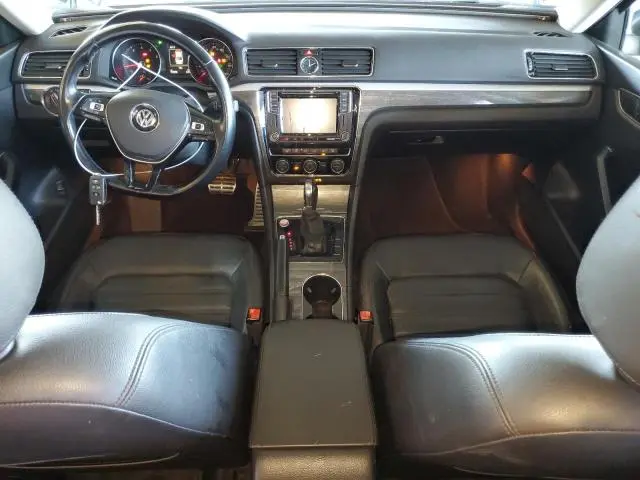 2016 VOLKSWAGEN PASSAT SEL