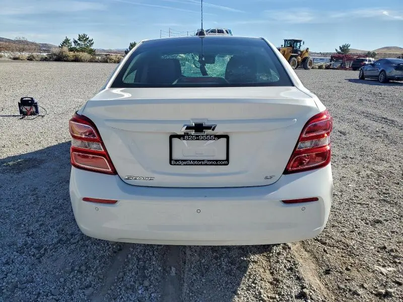 2018 CHEVROLET SONIC LT  