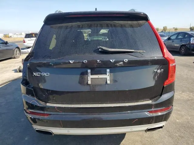 2017 VOLVO XC90 T6  
