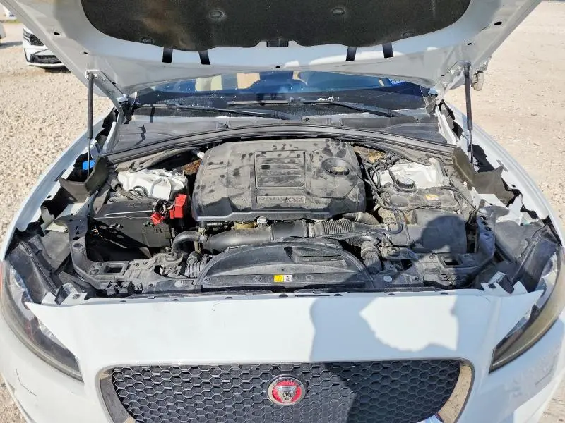 2018 JAGUAR F-PACE PREMIUM  