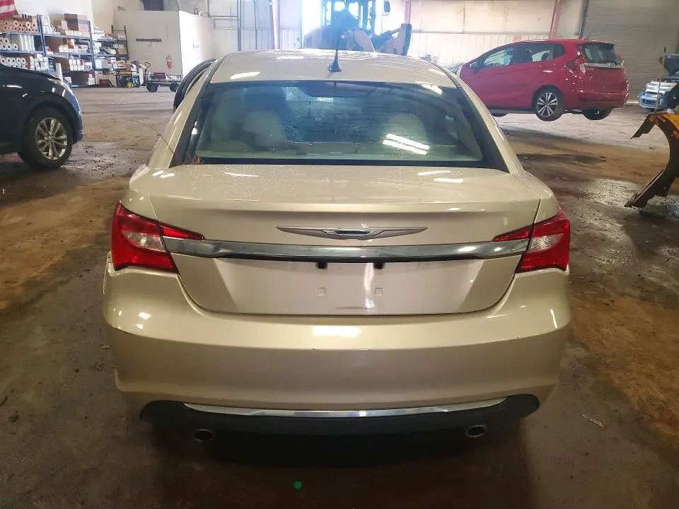 2013 CHRYSLER 200 LIMITED  