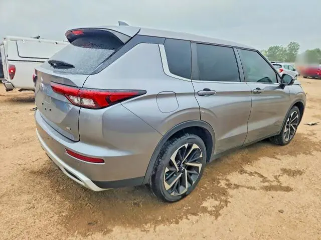 2022 MITSUBISHI OUTLANDER SE  
