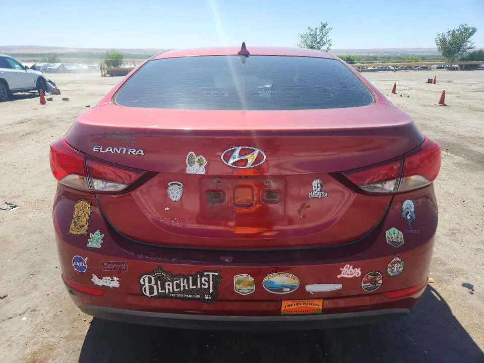 2015 HYUNDAI ELANTRA SE  