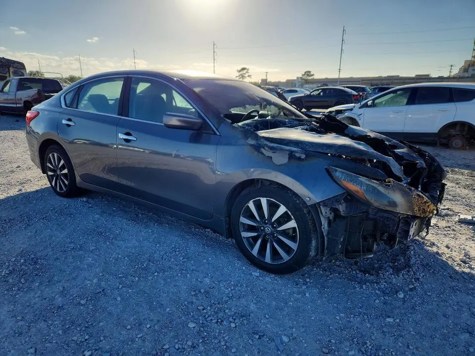 2017 NISSAN ALTIMA 2.5 SV  