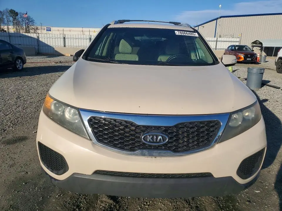 2011 KIA SORENTO LX  