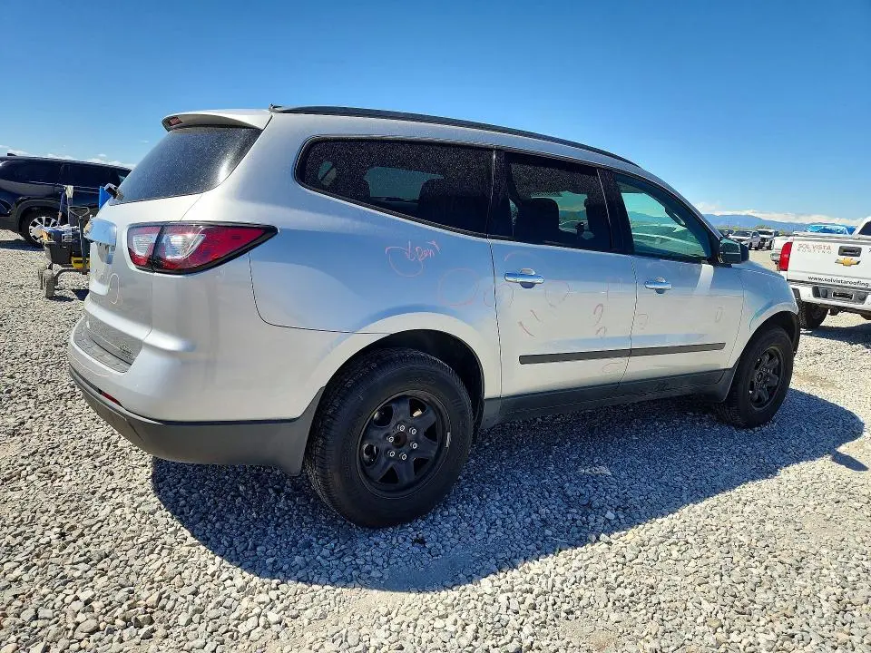 2017 CHEVROLET TRAVERSE LS  