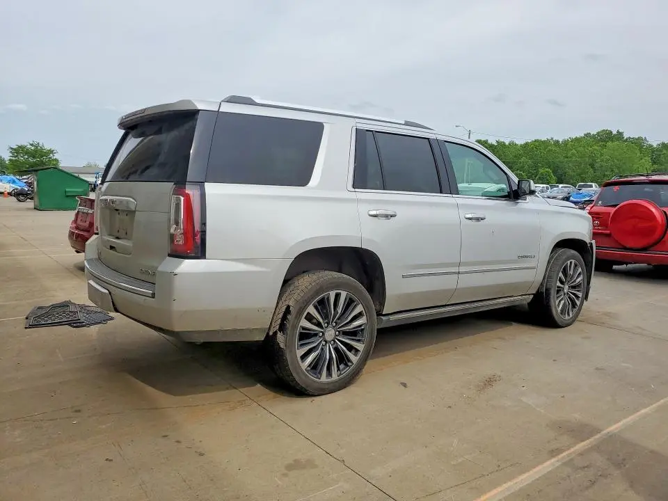 2019 GMC YUKON DENALI  