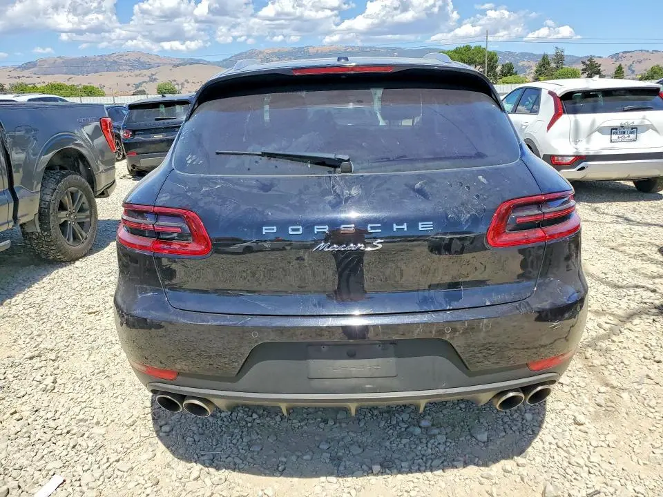 2015 PORSCHE MACAN S  