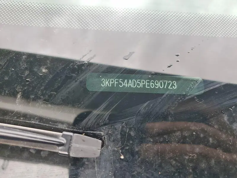 2023 KIA FORTE GT LINE  