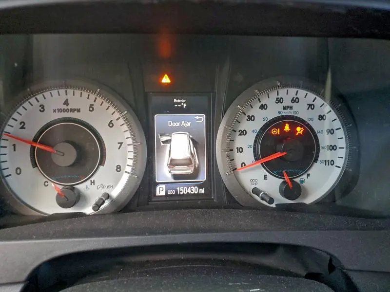 2015 TOYOTA SIENNA SPORT  